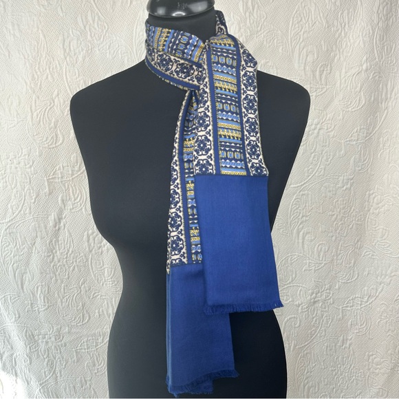 Lanvin Paris Oblong Fine Wool Print Scarf - Picture 3 of 10